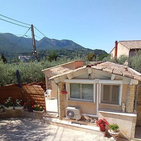 Maison Des Clos Nyons Esterno foto