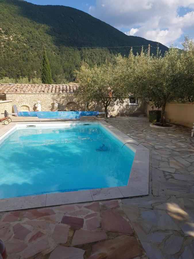 Maison Des Clos Nyons Esterno foto