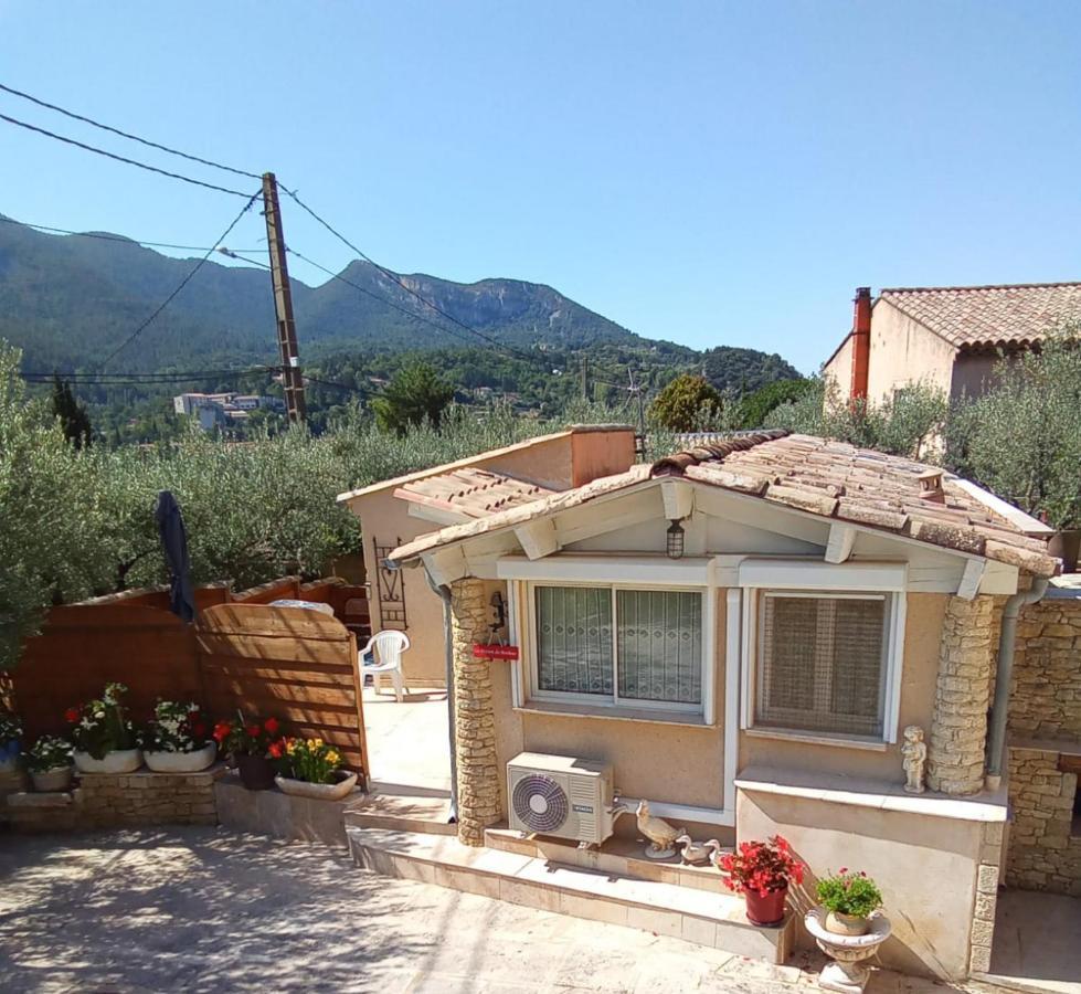 Maison Des Clos Nyons Esterno foto